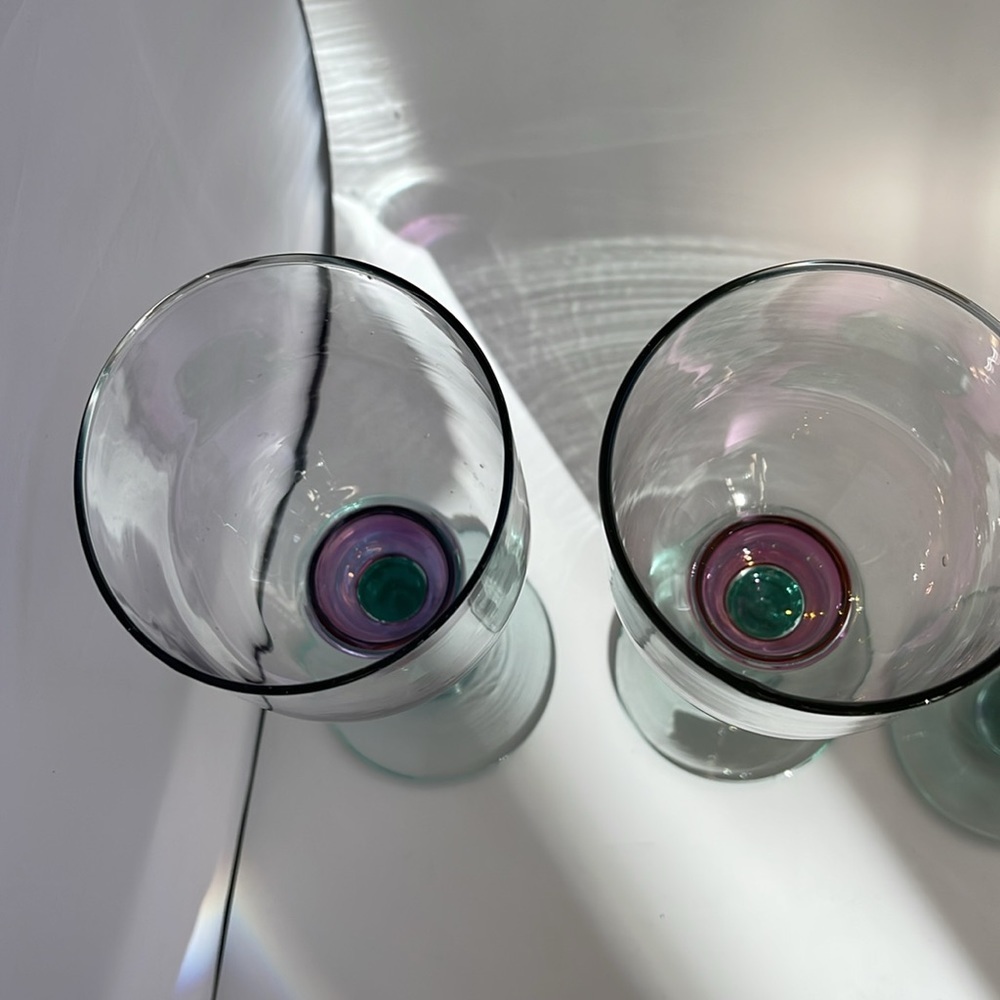 Green Tint Wine Glasses set of 4 Vintage - Picture 4 of 13